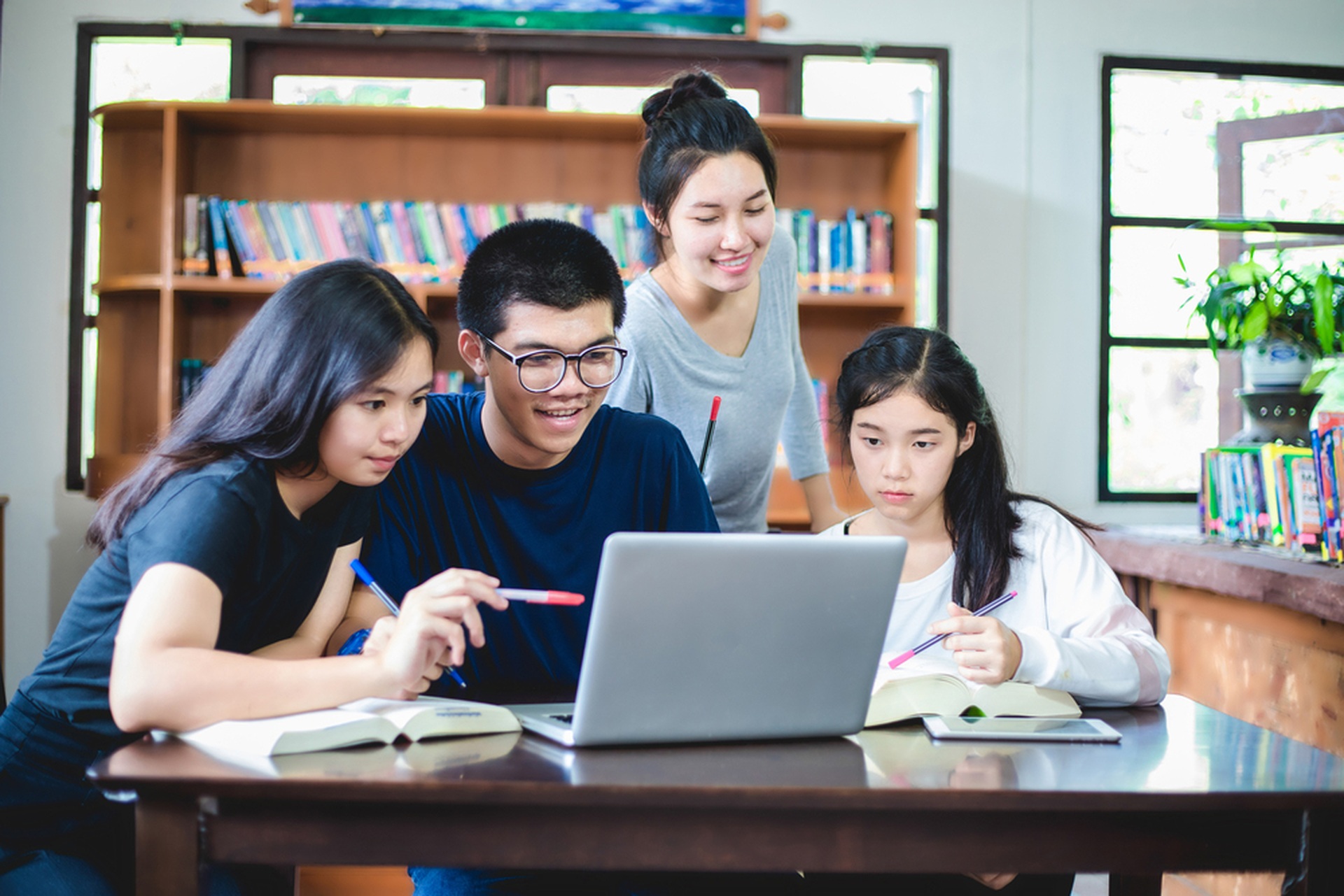 Sinh viên nước ngoài lo bằng thạc sĩ, tiến sĩ không để làm gì - 6 Sinh viên nước ngoài lo bằng thạc sĩ, tiến sĩ không để làm gì - 6