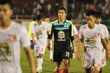 Công Phượng, Xuân Trường đá hỏng phạt đền, HA Gia Lai thua Yokohama