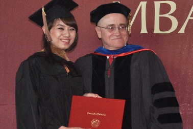 Cắp cặp đi học: Lựa chọn khôn ngoan của các sếp