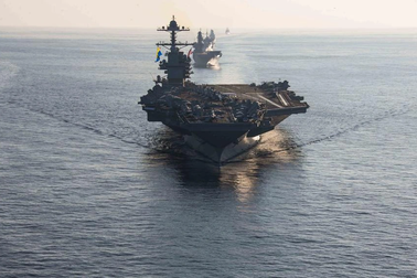 Mỹ tính đưa tàu sân bay thứ 2 tiến sát Israel