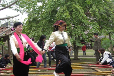 Vui đón Tết tại bảo tàng dân tộc học