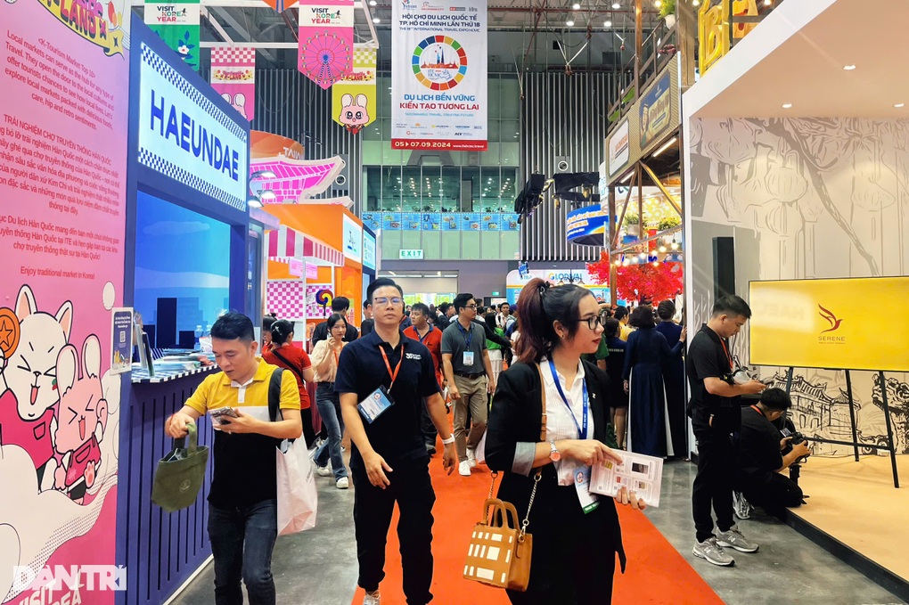 Giá tour giảm sâu nhất trong năm tại Hội chợ Du lịch Quốc tế TPHCM 2024 - 2 Giá tour giảm sâu nhất trong năm tại Hội chợ Du lịch Quốc tế TPHCM 2024 - 2