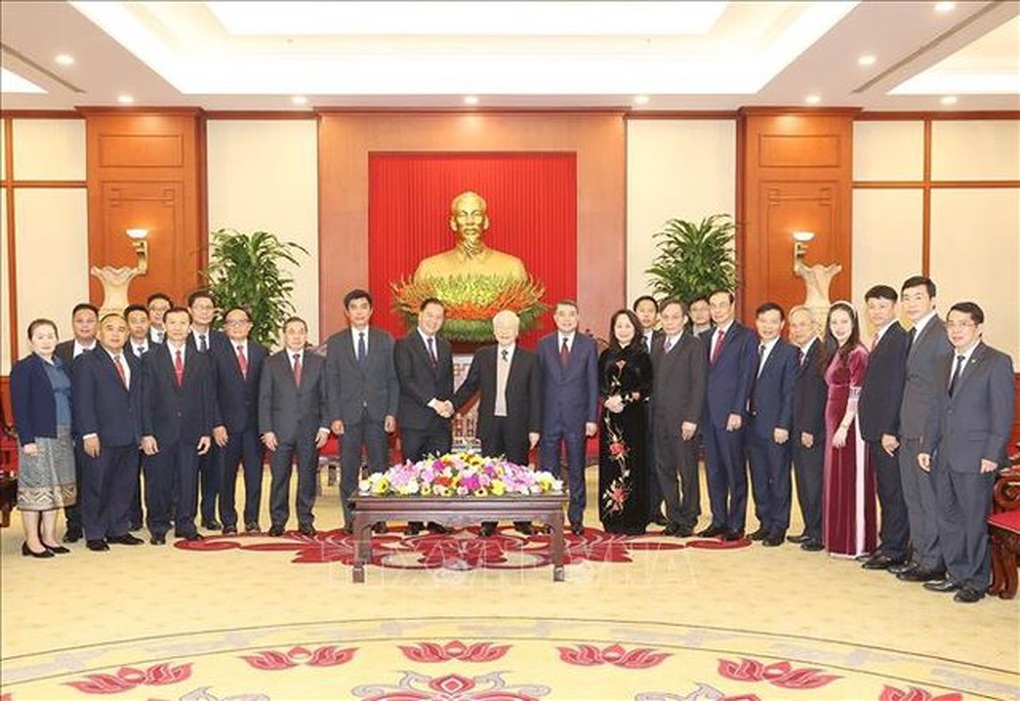 Tổng Bí thư Nguyễn Phú Trọng tiếp Chánh Văn phòng Trung ương Đảng Nhân dân Cách mạng Lào - 2 Tổng Bí thư Nguyễn Phú Trọng tiếp Chánh Văn phòng Trung ương Đảng Nhân dân Cách mạng Lào - 2