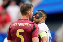 Mbappe bị chỉ trích vì ăn mừng xấu xí sau bàn thắng của Pháp