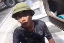 Triệu tập người đàn ông đòi "thu phế" xe hàng vào Cửa khẩu Kim Thành