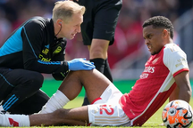 Arsenal bổ sung ngôi sao, chờ quyết đấu Porto ở Champions League