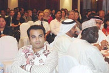 Tỉ phú dầu lửa đầu tư vào Việt Nam