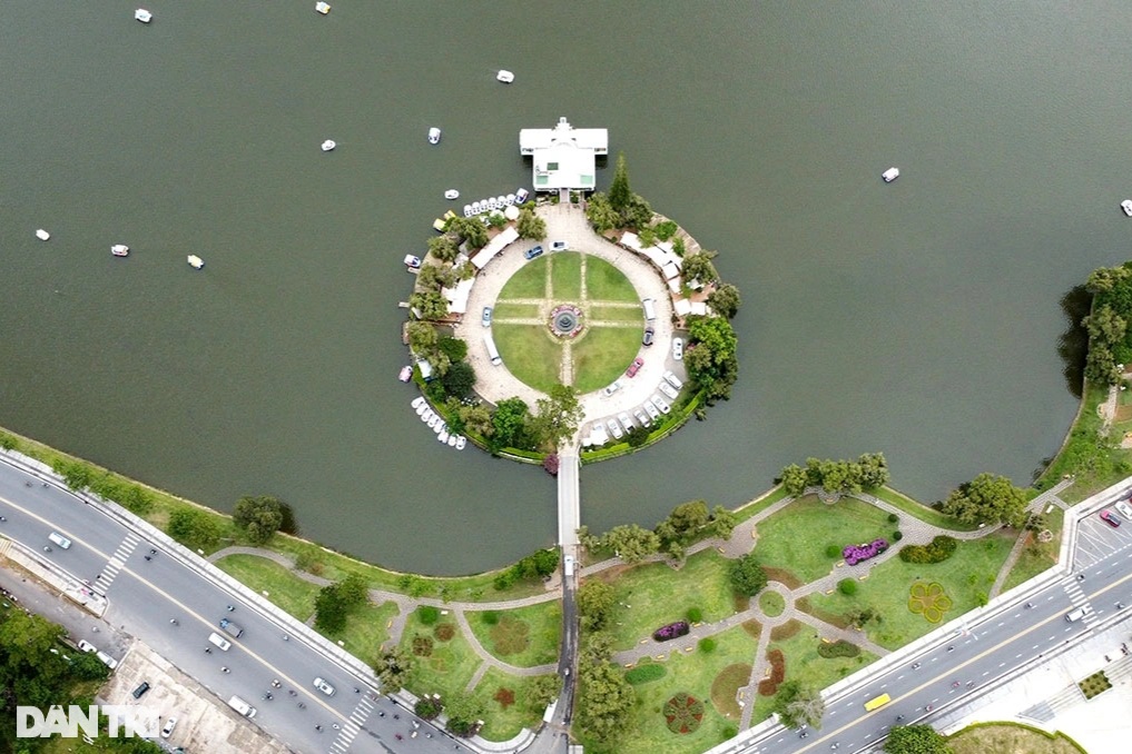 សរសើរកោះ Thuy Ta ជិតដាក់ដេញថ្លៃនៅ Da Lat - ១ Ngắm đảo Thủy Tạ sắp được đưa ra đấu giá ở Đà Lạt - 1