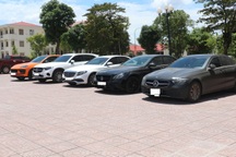 Phá đường dây đánh bạc 250 tỷ đồng, thu giữ 5 xe sang