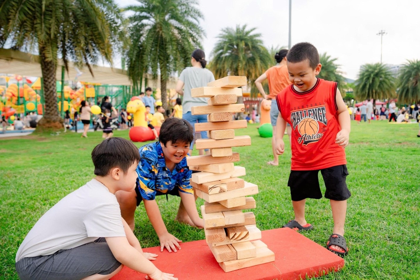 Tết Thiếu nhi rực rỡ tại Đại đô thị Vinhomes Grand Park - 2