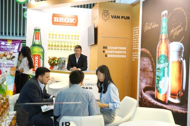 Ngành thực phẩm - đồ uống “lên ngôi”: Triển lãm Quốc tế Đồ uống Việt Nam 2018 thu hút các ông lớn