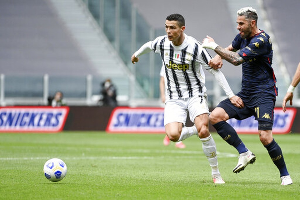C.Ronaldo bỏ lỡ không tưởng, Juventus vẫn giành chiến thắng tưng bừng - 1 C.Ronaldo bỏ lỡ không tưởng, Juventus vẫn giành chiến thắng tưng bừng - 1