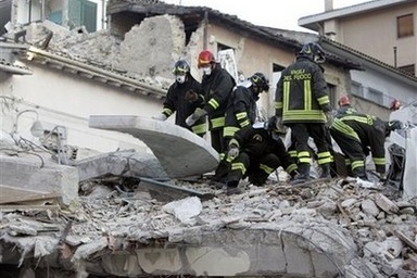 Dư chấn 4,9 độ richter tiếp tục rung chuyển miền trung Italia