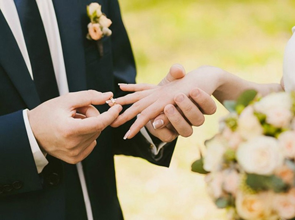 Ngăn cấm con cái kết hôn, cha mẹ có thể bị xử lý hình sự! - 1 Ngăn cấm con cái kết hôn, cha mẹ có thể bị xử lý hình sự! - 1