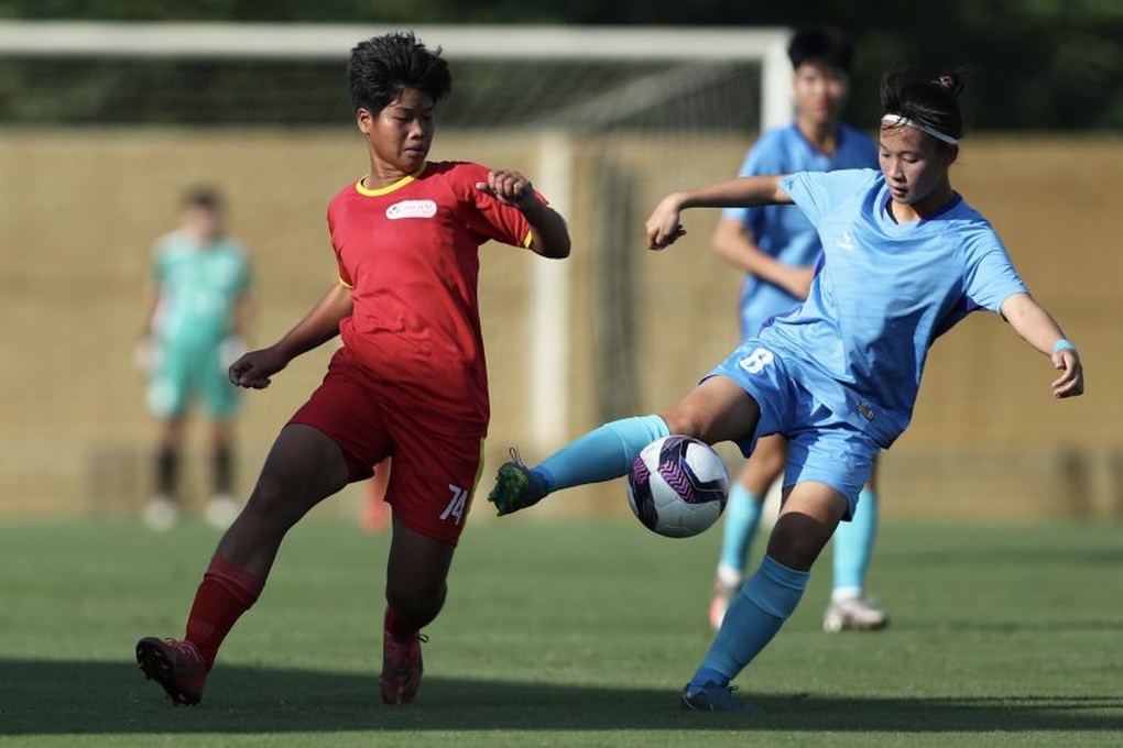 Phong Phú Hà Nam vô địch giải bóng đá nữ U16 Quốc gia - 2 Phong Phú Hà Nam vô địch giải bóng đá nữ U16 Quốc gia - 2