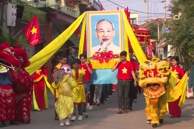 Lễ hội Cầu ngư của làng biển Cảnh Dương