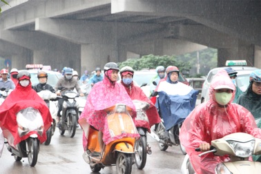 Chiều tối nay Hà Nội mưa giông