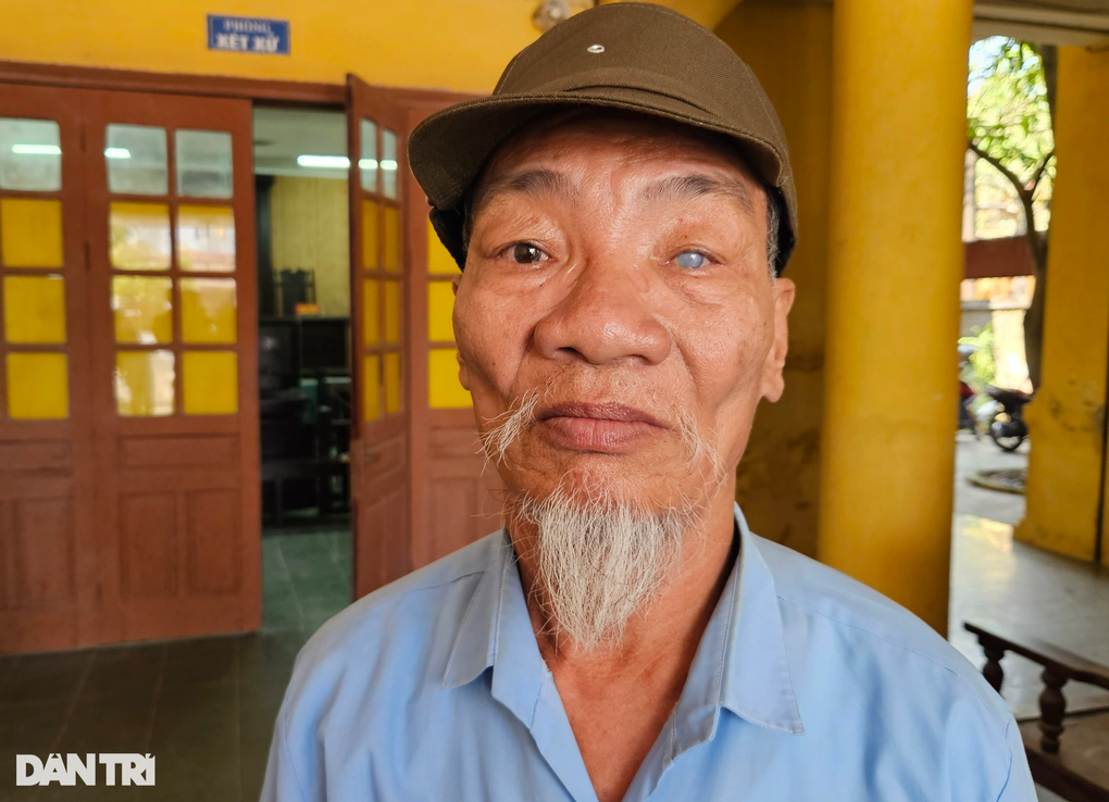 Nhận hơn 6 năm tù vì chọc mù mắt người khác vào 7 năm trước - 2 Nhận hơn 6 năm tù vì chọc mù mắt người khác vào 7 năm trước - 2