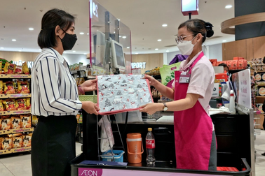 AEON Việt Nam khuyến khích mua sắm bền vững khi cho mượn túi môi trường