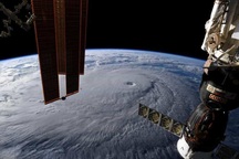 Trạm vũ trụ ISS gặp sự cố do va chạm với thiên thạch