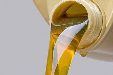 Chọn nhớt xe tay ga - Không đơn giản