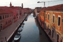 Thành phố gây tranh cãi khi muốn xóa sổ "du khách nghèo", lười chi tiêu