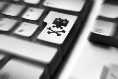 Microsoft cảnh báo lỗ hổng cực kỳ nguy hiểm 