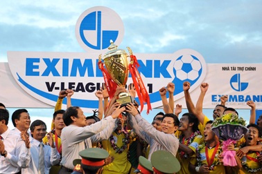 Tân “vương” SL Nghệ An nhận thêm phần thưởng