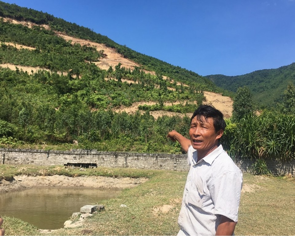 Hàng chục hộ dân thấp thỏm vì mỏ đá chuẩn bị vào khai thác tại Quảng Bình - 2 Hàng chục hộ dân thấp thỏm vì mỏ đá chuẩn bị vào khai thác tại Quảng Bình - 2
