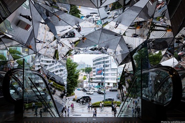 Inox 304 bóng gương sẽ là "tương lai" của ngành phụ kiện tủ bếp?