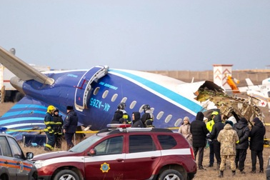 Kazakhstan thông báo 38 người đã thiệt mạng trong vụ máy bay rơi