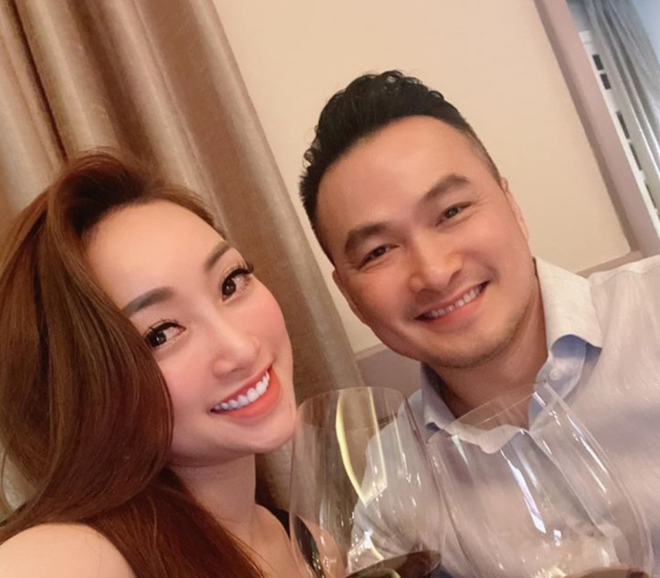 Ở nhà chống dịch, Chi Bảo thường xuyên vào bếp nấu ăn cho vợ - 8 Ở nhà chống dịch, Chi Bảo thường xuyên vào bếp nấu ăn cho vợ - 8