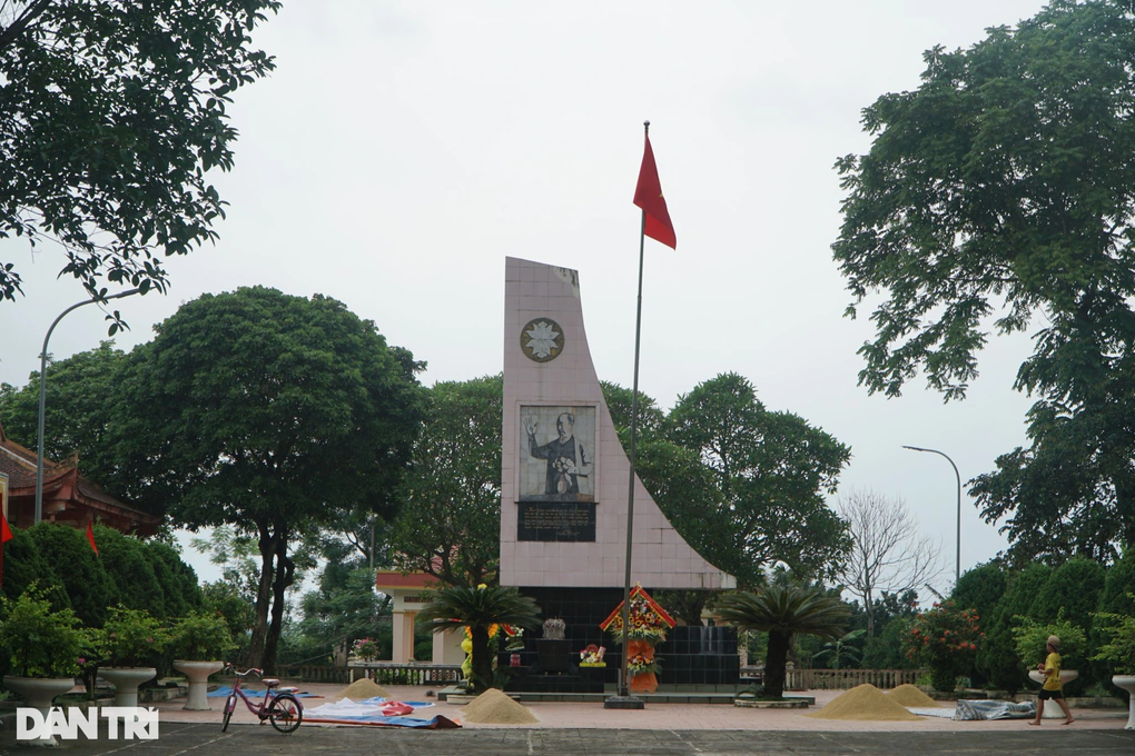 Ký ức của nữ công nhân thủy lợi về chiếc máy cày Bác Hồ tặng xã Yên Trường - 3 Ký ức của nữ công nhân thủy lợi về chiếc máy cày Bác Hồ tặng xã Yên Trường - 3