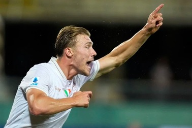 “Hàng thải” tỏa sáng ngay khi rời Man Utd, CĐV tiếc hùi hụi