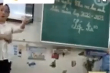 Hiệu trưởng giải trình sau clip "Nếu khó khăn đừng học lớp này"