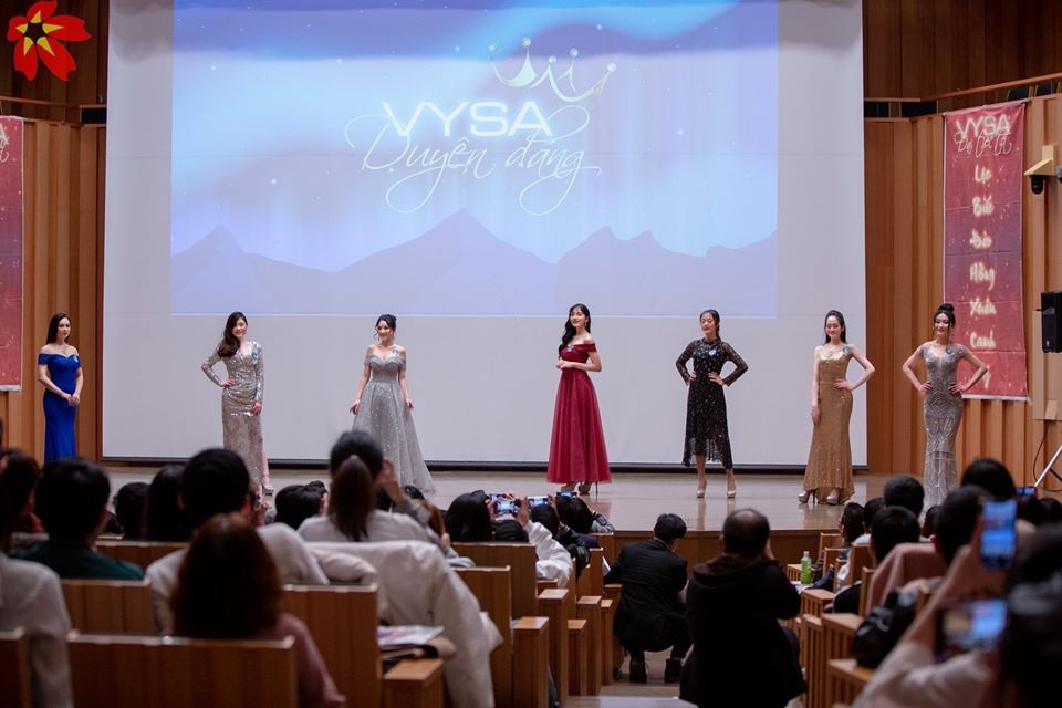 “Đại tiệc Tết xa nhà” và tìm kiếm Hoa khôi tài sắc của du học sinh Việt tại Nhật - 7 “Đại tiệc Tết xa nhà” và tìm kiếm Hoa khôi tài sắc của du học sinh Việt tại Nhật - 7