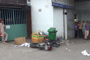 Người đàn ông chết bất thường bên chiếc xe máy