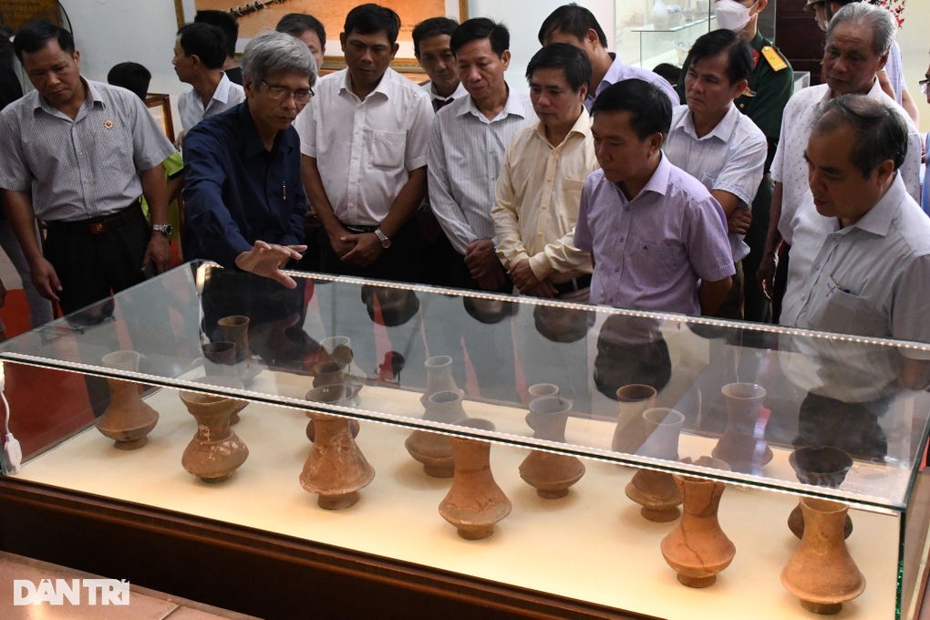 Chiêm ngưỡng những bảo vật quốc gia cực hiếm ở Quảng Ngãi - 7 Chiêm ngưỡng những bảo vật quốc gia cực hiếm ở Quảng Ngãi - 7