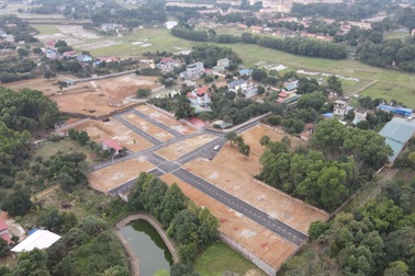 Hà Nội kiểm tra việc xử lý vi phạm đất đai tại 11 quận, huyện