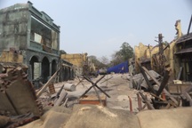 Cận cảnh phim trường "đổ nát chưa từng có" tái hiện Hà Nội năm 1946 - 1947