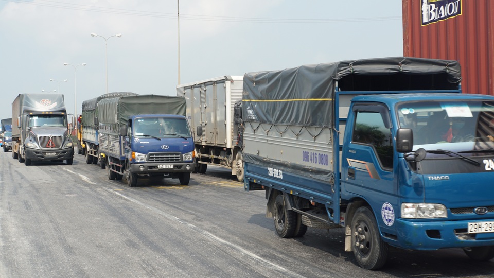 Chi 840 tỷ đồng để sửa chữa 30km quốc lộ 5 - 1