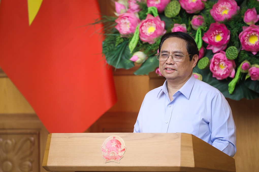 Thủ tướng yêu cầu nghiên cứu nâng mức trợ cấp người có công - 1 Thủ tướng yêu cầu nghiên cứu nâng mức trợ cấp người có công - 1