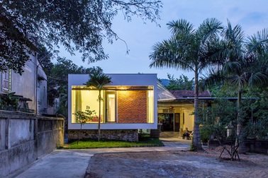 Nhà 70m2 chống ngập lụt ở Nghệ An gây "sốt" bởi thiết kế độc lạ