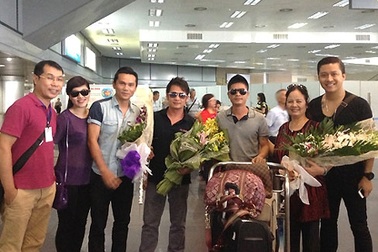 Bằng Kiều về nước xả stress sau ly hôn