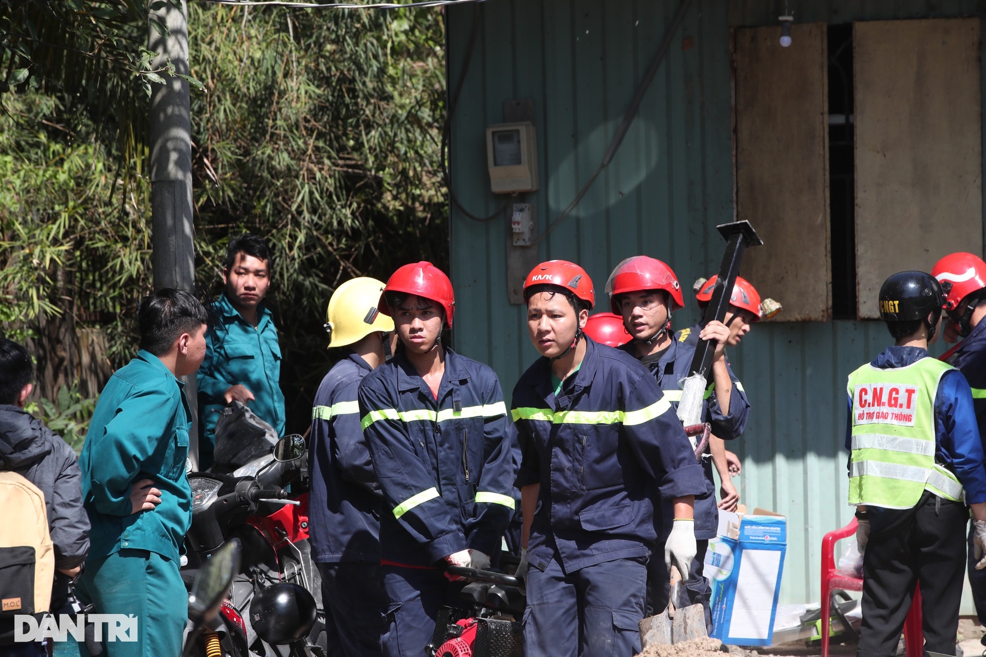 Hiện trường vụ sập nhà khiến 1 người chết ở TP Thủ Đức - 5 Hiện trường vụ sập nhà khiến 1 người chết ở TP Thủ Đức - 5