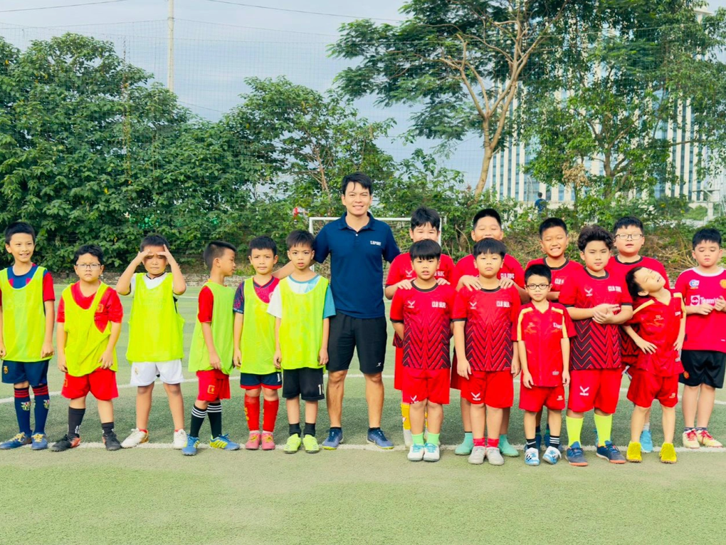 Phấn đấu SAT 1500, nam sinh lớp 10 vẫn muốn thành giáo viên dạy thể dục - 2 Phấn đấu SAT 1500, nam sinh lớp 10 vẫn muốn thành giáo viên dạy thể dục - 2