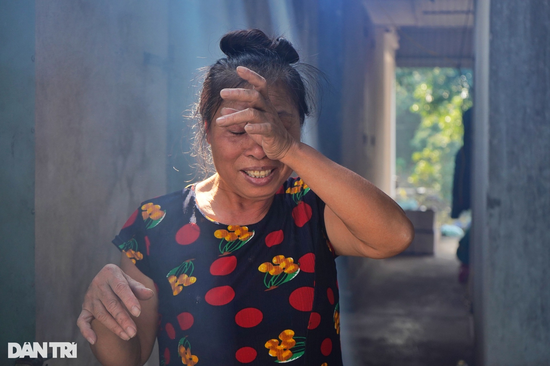 Dân làng Vũ Đại cay xè mắt kho hàng nghìn niêu cá phục vụ khách mua dịp Tết - 12