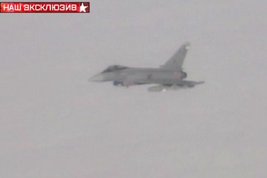 Video chiến đấu cơ NATO bám đuổi máy bay của Bộ trưởng Quốc phòng Nga
