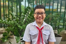 Cậu bé lớp 5 thi lần đầu đạt IELTS 7.5, không học thêm ở trung tâm