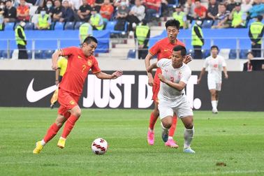 Wu Lei chói sáng giúp đội tuyển Trung Quốc thắng đậm Myanmar